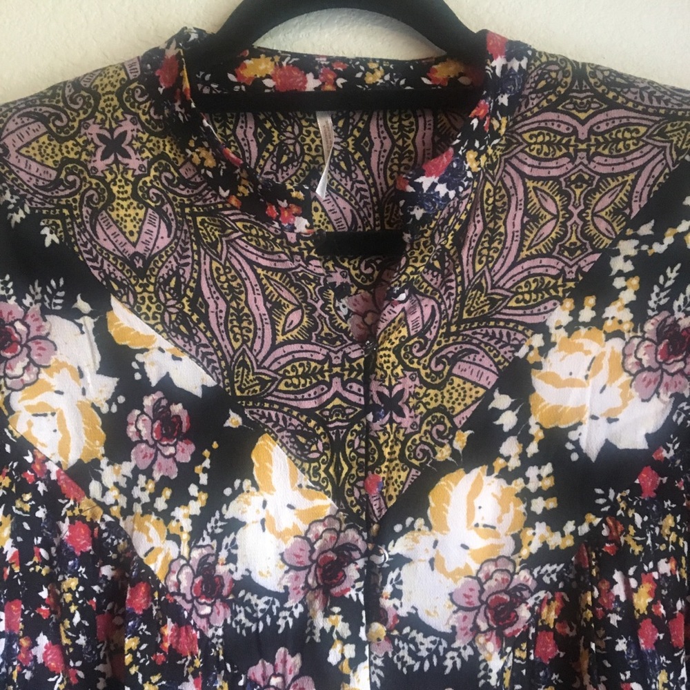 Free People Wildflower Fields Henley Top - Picture 4 of 8